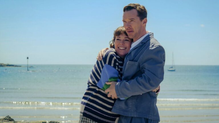 CRÍTICA - Olivia Colman e Benedict Cumberbatch brilham em Os Roses
