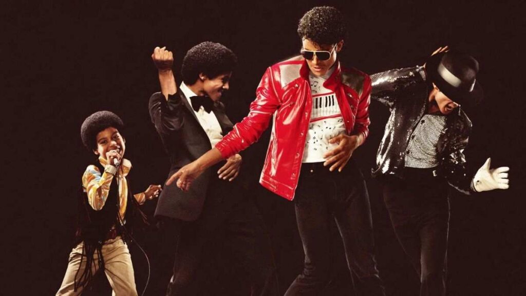 A cinebiografia de Michael Jackson se destaca pela ambientação, pelos figurinos e pela atuação do elenco