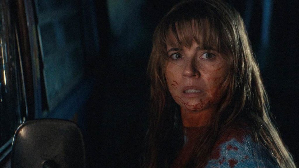 CRÍTICA - Linda Cardellini é o grande destaque de Crystal Lake, spin-off de Sexta-Feira 13
